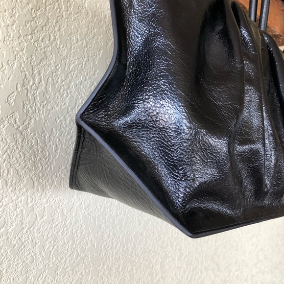 SLOWLINE Pleated Patent Leather Black Shoulder Bag - Picture 2 of 8